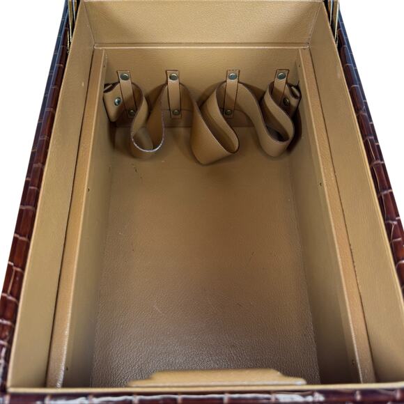 Louis Vuitton Crocodile Trunk Boite Flacons Beauty Train Case Exotic LV w/key - Picture 8 of 16